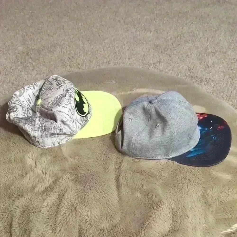 Kids one size fits most batman hats - Picture 2 of 6
